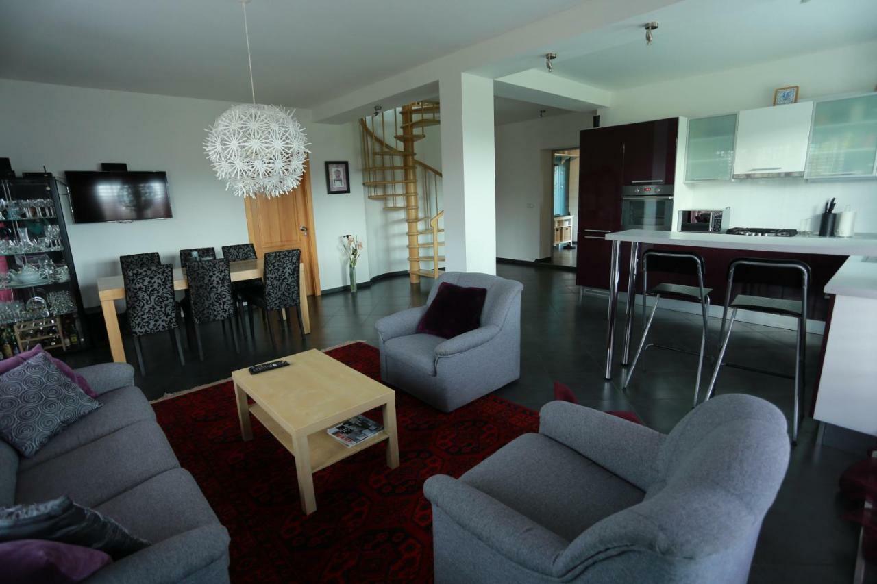 Sentis Hotell Uzjhorod Eksteriør bilde